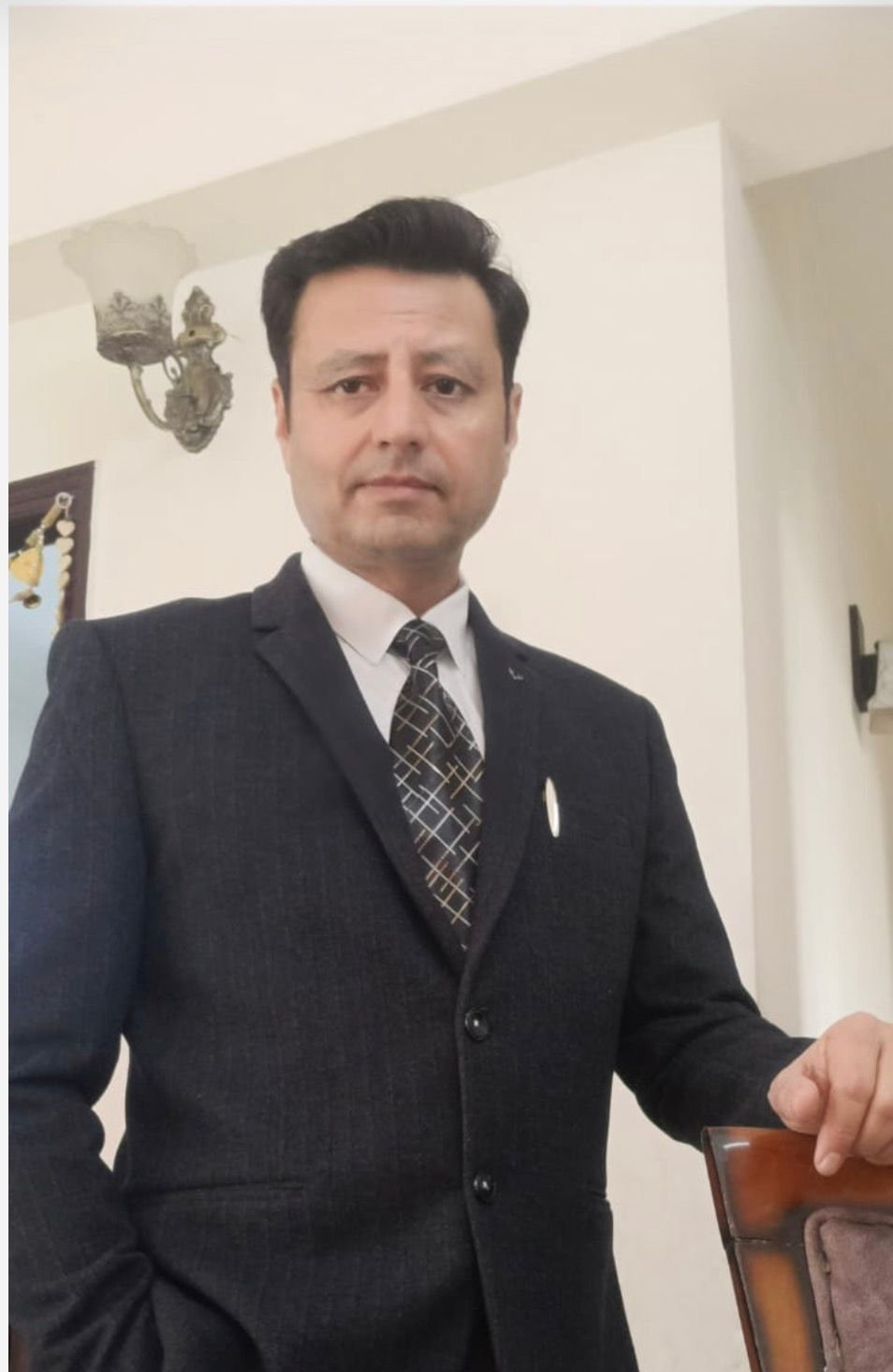 Mr. Abhishek Khanna